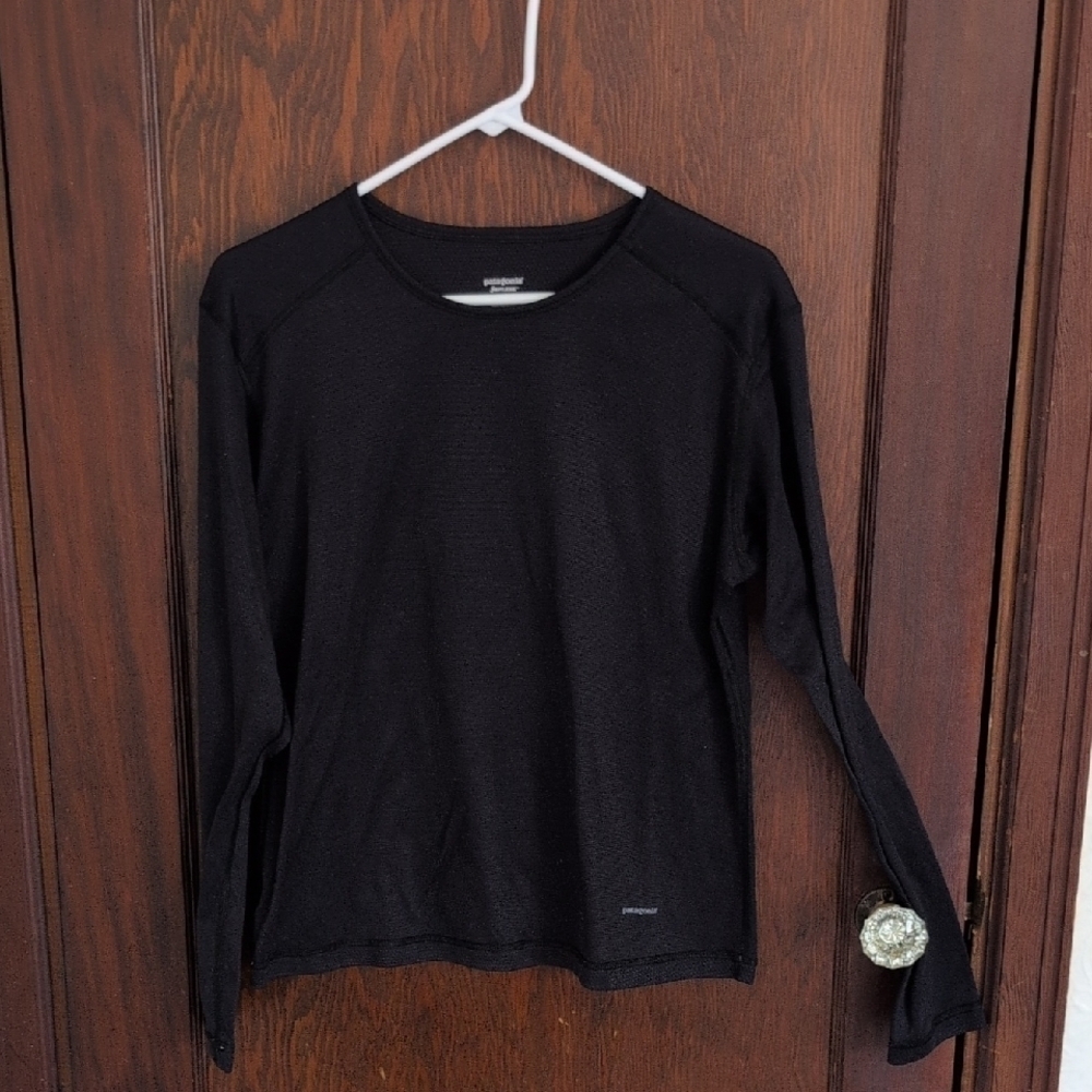 Patagonia Capilene Black Long Sleeve Undershirt Size Large
